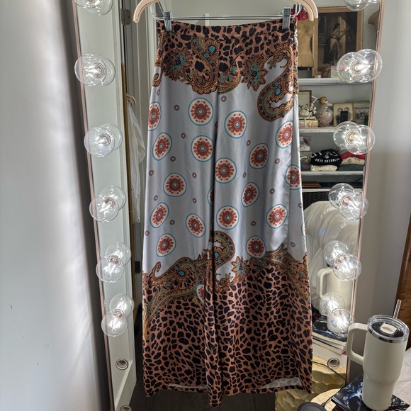 Lulus Pants - Lulu’s Paisley and Leopard Print Wide leg Pants Women's Medium
